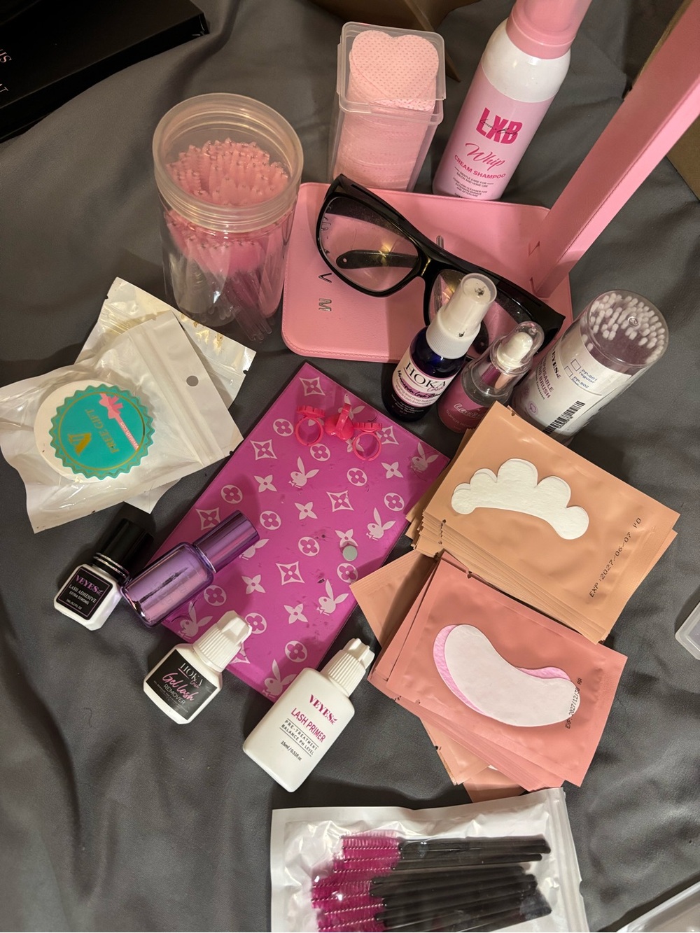 Sephora VavaLash & Mauvella Pink and Teal Lash Extension Trays